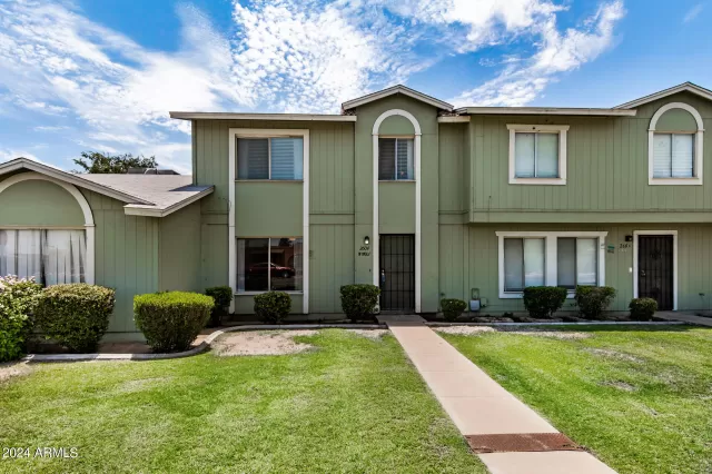 MLS: 6732982 Condo For Sale