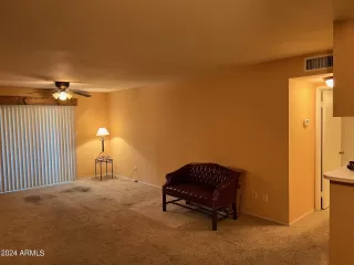 Photo #5: 6733190 Listing 