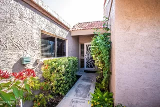 Photo #1: 6733229 Listing 