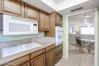 Photo #4: 6733251 Listing 