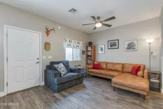 Photo #1: 6733272 Listing 