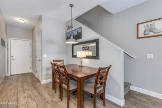 Photo #5: 6733272 Listing 