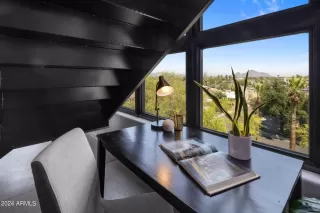 Photo #5: 6733300 Listing