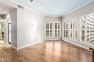 Photo #6: 6733548 Listing 