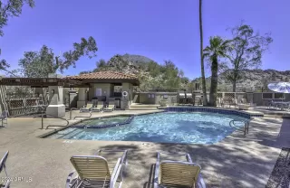 Photo #3: 6733582 Listing 