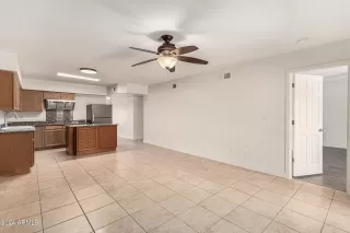 Photo #3: 6733712 Listing