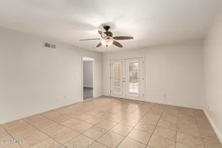 Photo #5: 6733712 Listing