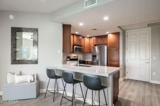 Photo #5: 6733796 Listing 