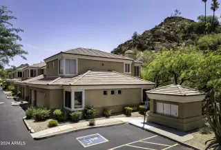 Photo #2: 6733822 Listing