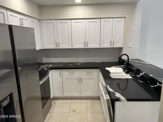 Photo #4: 6733982 Listing