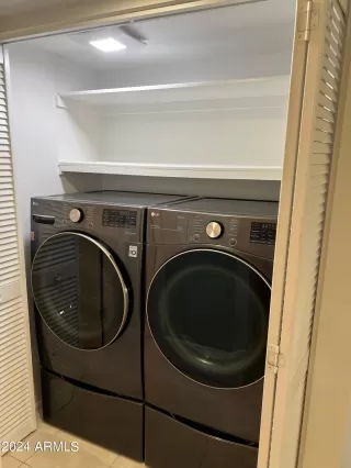 Photo #5: 6733982 Listing