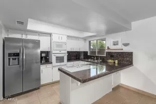 Photo #6: 6734094 Listing