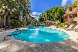 Photo #2: 6734422 Listing