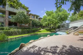 Photo #5: 6734422 Listing