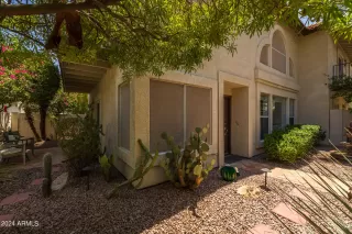 Photo #2: 6734468 Listing