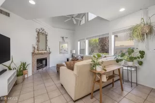 Photo #5: 6734468 Listing