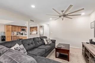 Photo #5: 6734485 Listing