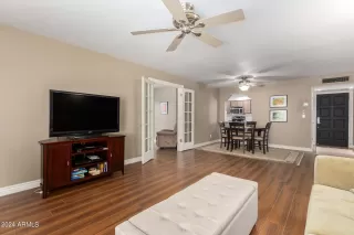 Photo #4: 6734756 Listing