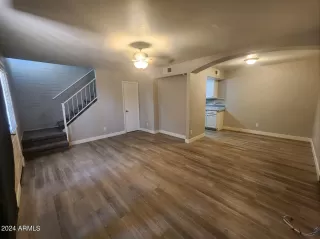 Photo #4: 6734856 Listing