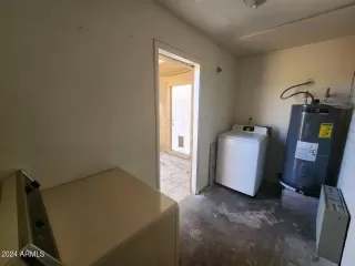 Photo #5: 6734856 Listing