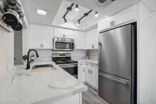 Photo #1: 6735012 Listing 