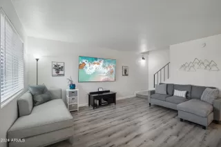 Photo #2: 6735012 Listing 