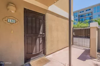 Photo #3: 6735222 Listing