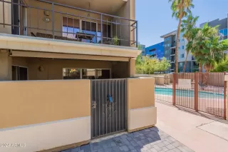 Photo #5: 6735222 Listing