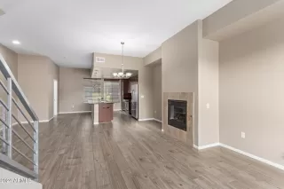 Photo #6: 6735271 Listing