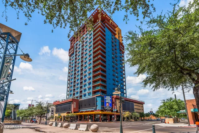 MLS: 6735590 Condo For Sale