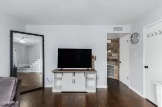 Photo #4: 6735618 Listing 