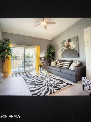 More Details about MLS # 6735725 : 7101 W BEARDSLEY ROAD#452