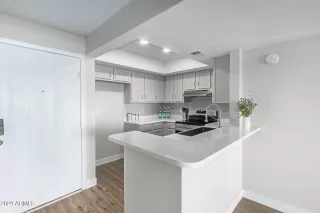 Photo #5: 6735835 Listing 