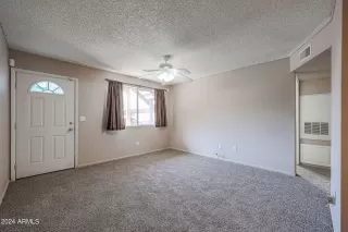 Photo #2: 6735863 Listing 