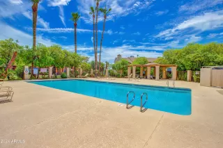 Photo #1: 6735938 Listing 