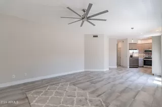 Photo #2: 6736044 Listing