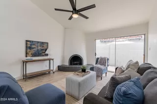 Photo #3: 6736252 Listing 