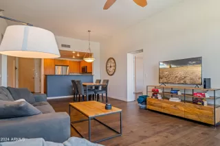 Photo #3: 6736361 Listing 