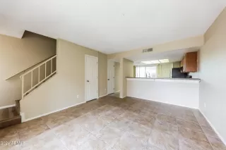 Photo #2: 6736462 Listing