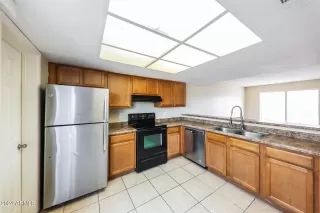 Photo #6: 6736462 Listing