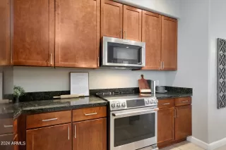 Photo #4: 6736478 Listing 