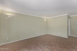 Photo #4: 6736668 Listing