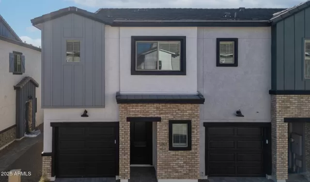 MLS: 6737061 Condo For Sale