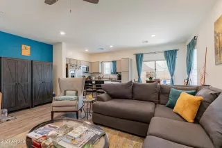 Photo #6: 6737068 Listing