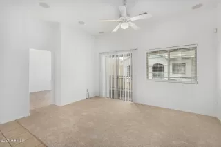 Photo #2: 6737069 Listing 