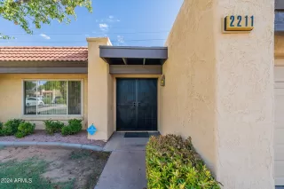 Photo #3: 6737119 Listing