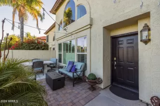 Photo #5: 6737137 Listing 