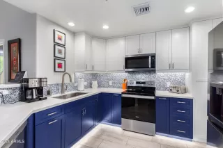 Photo #4: 6737143 Listing