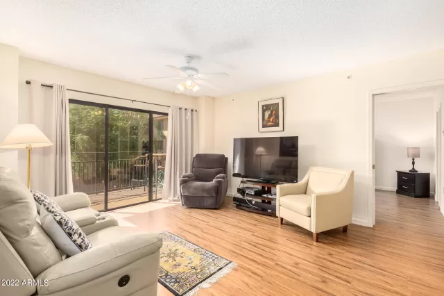 MLS: 6737445 Condo For Sale