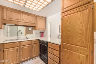 Photo #2: 6737445 Listing